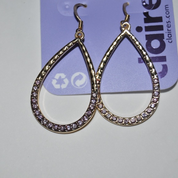 Claire's Jewelry New Gold Teardrop Crystal Drop Earrings Purple Nwt